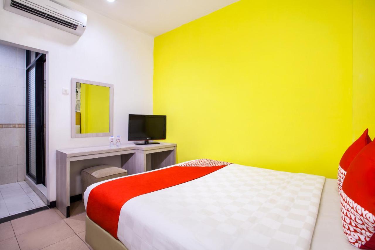 ג'קרטה Oyo 119 Belvena Hotel מראה חיצוני תמונה