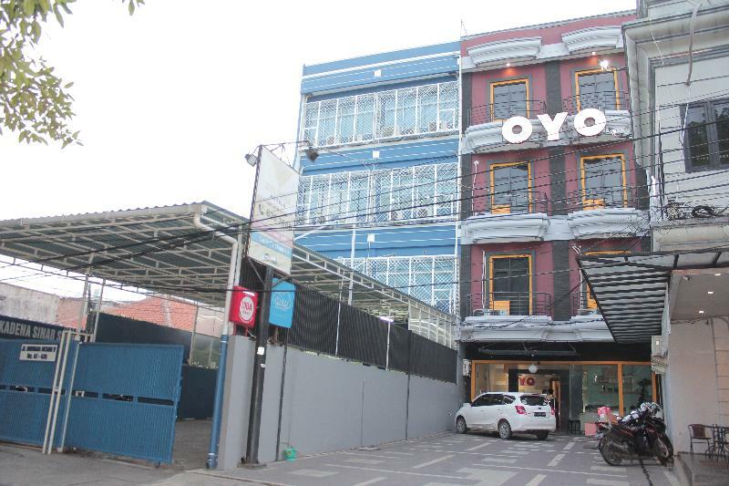 ג'קרטה Oyo 119 Belvena Hotel מראה חיצוני תמונה